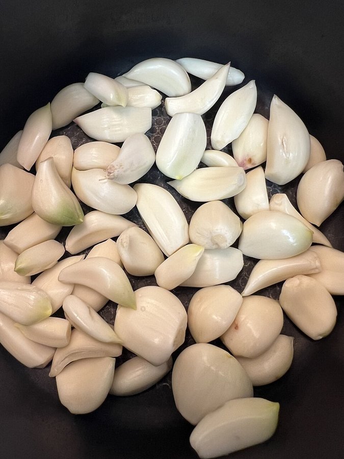 Peeled Garlic